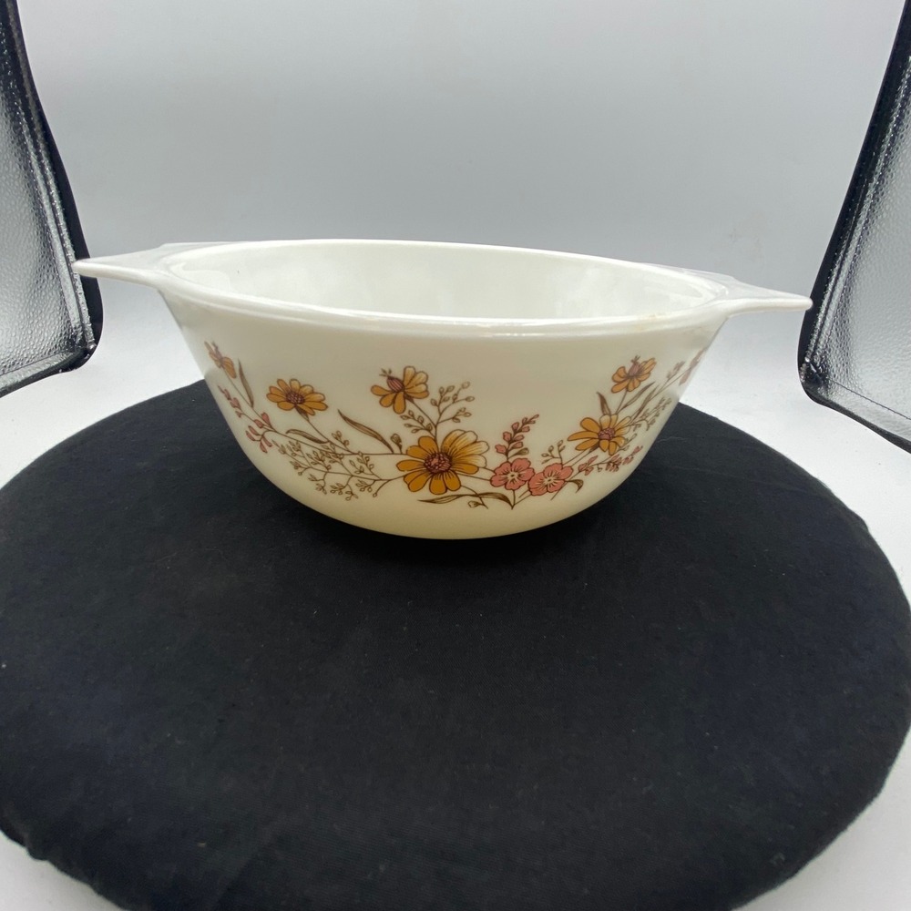 Vintage Pyrex England Autumn Glory Milk Glass Casserole Bowl White Floral MCM